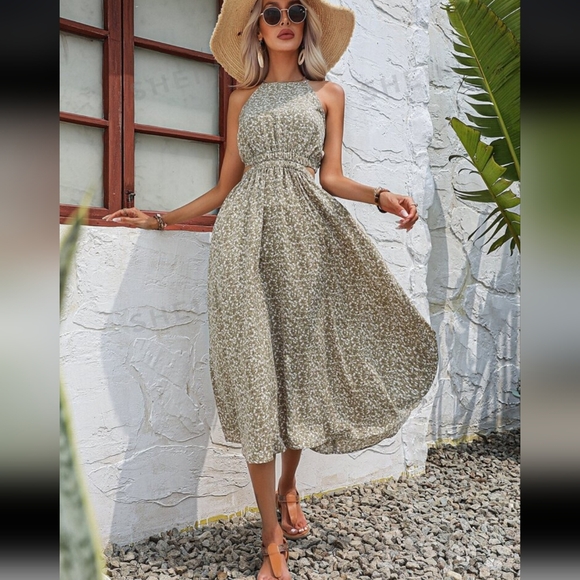 Cut Out Waist Halter Dress - Picture 6 of 8